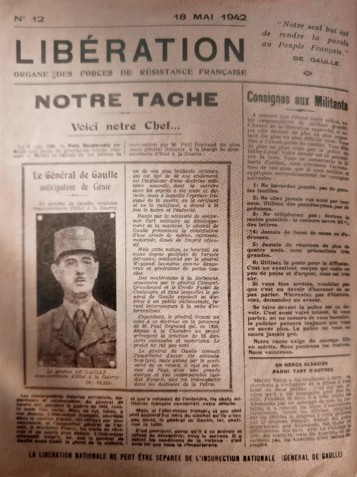 Mars 1944. Numéro de Libération du 18 mai 1942 présentant pour la première fois le Général De Gaulle.