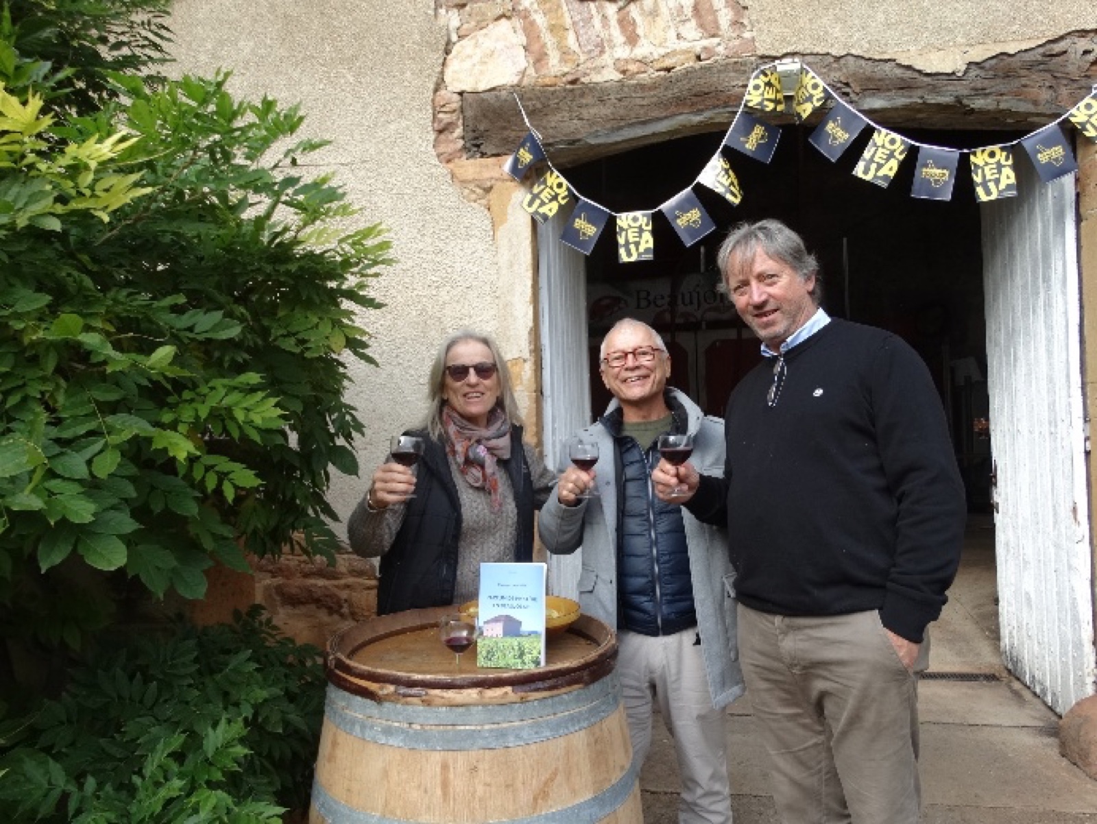 Séances de dédicace pour Parfum de mystère en Beaujolais